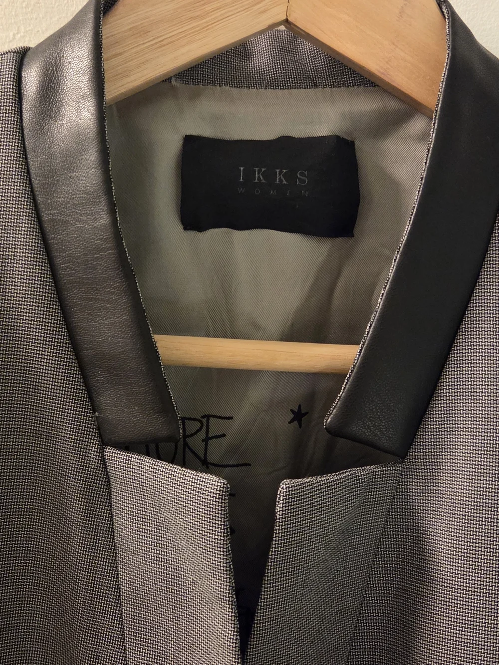 Ikks Grey Blazer with Black Faux-Leather Collar - Picture 2 of 4